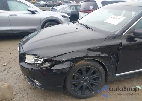 2010 Volvo S80 3.2 z USA, uszkodzony, nr VIN YV1960AS3A1116711